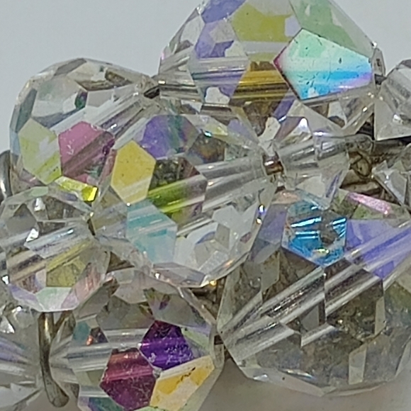 * vintage AB Aurora Borealis glass crystal clip on earrings unusual shape - Picture 3 of 6